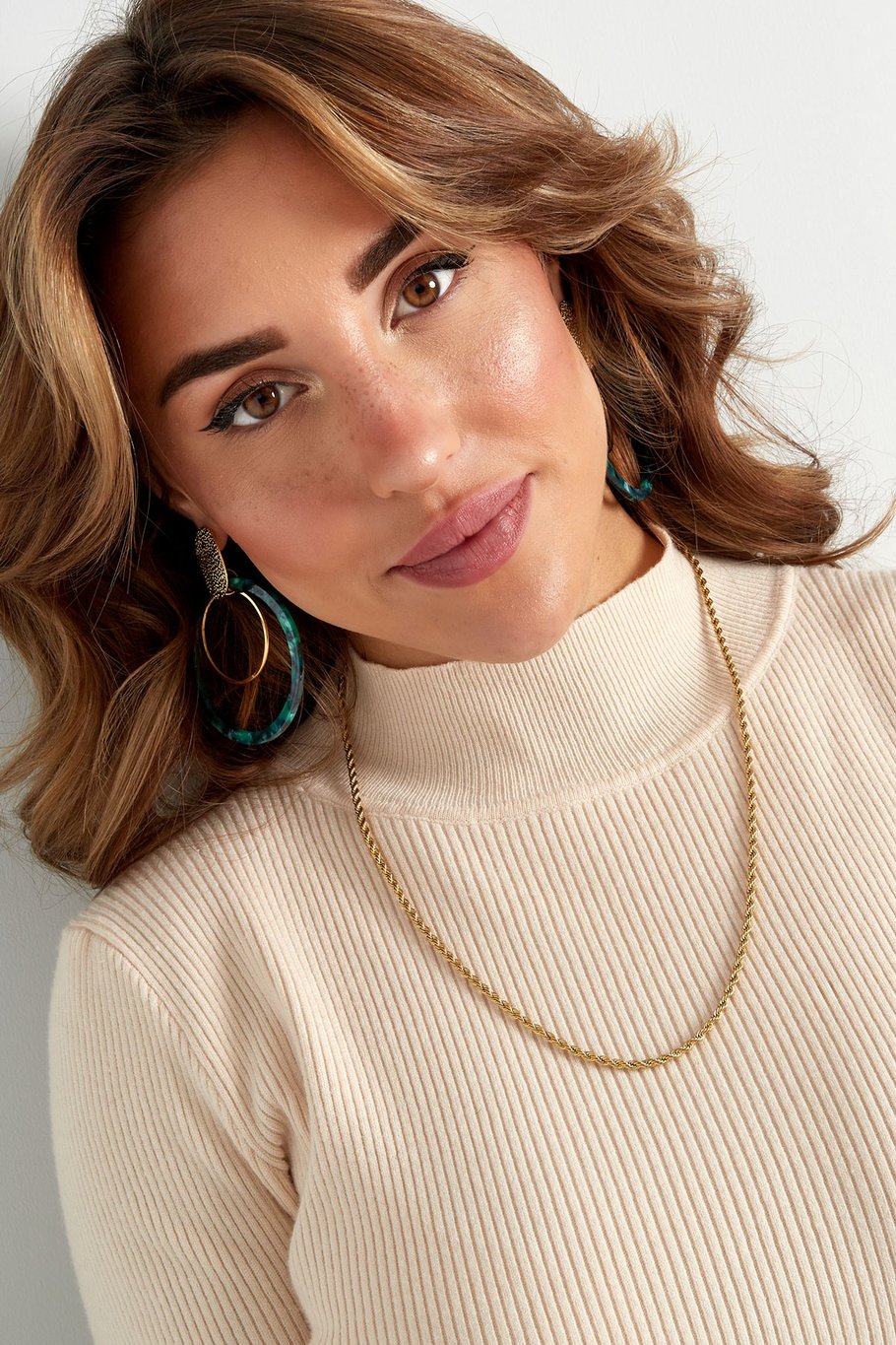 Unisex Roestvrijstalen Gedraaide Ketting 60CM - Goud kleur-3.0MM Afbeelding2